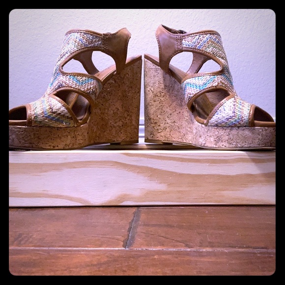 Lucky Brand Wedges - Picture 6 of 6
